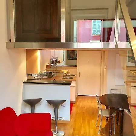 Duplex Hyper Centre Place Massena Daire